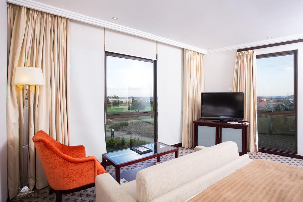 Phakalane Golf Estate Hotel Resort Gaborone Værelse billede