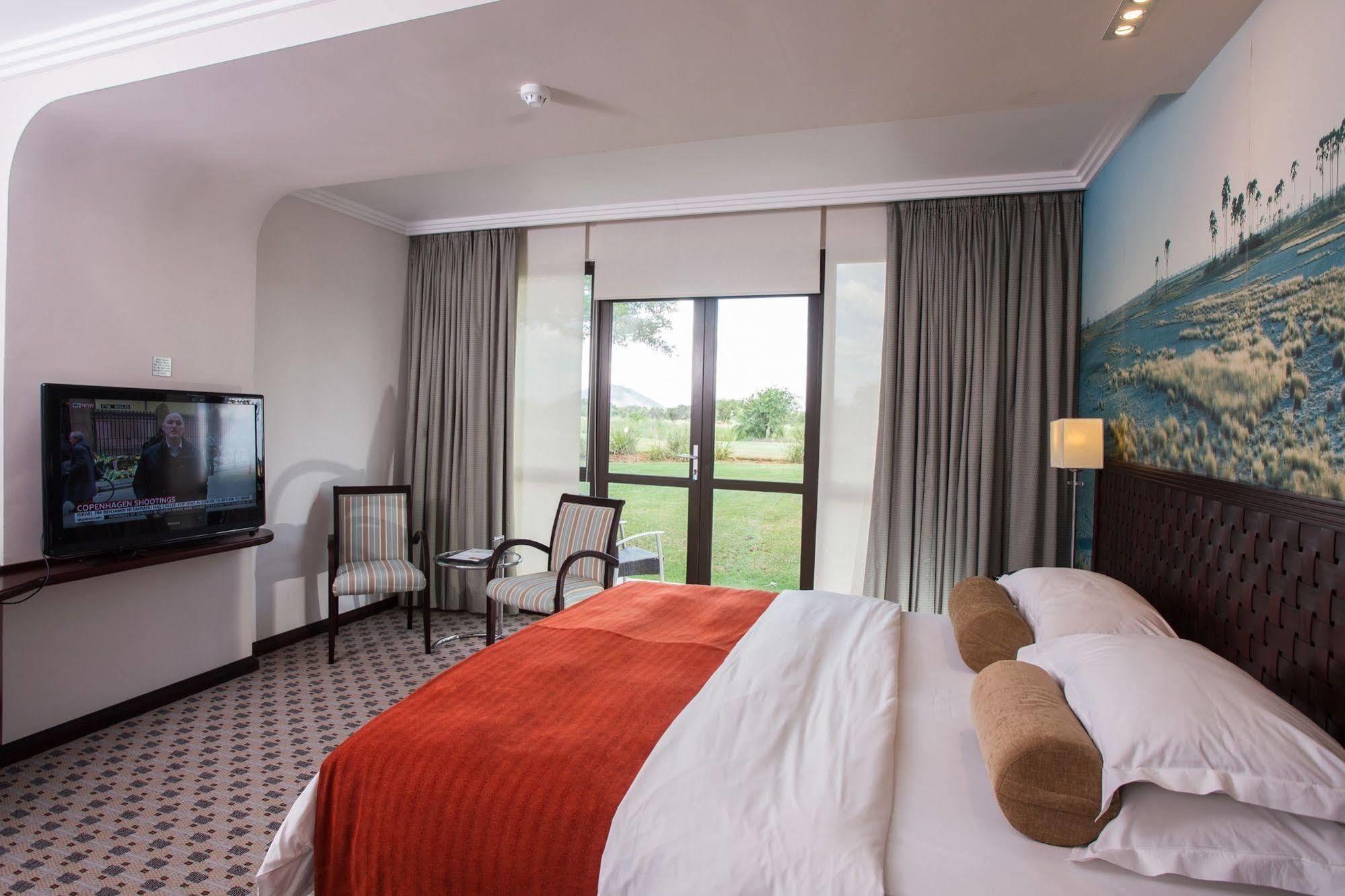 Phakalane Golf Estate Hotel Resort Gaborone Eksteriør billede
